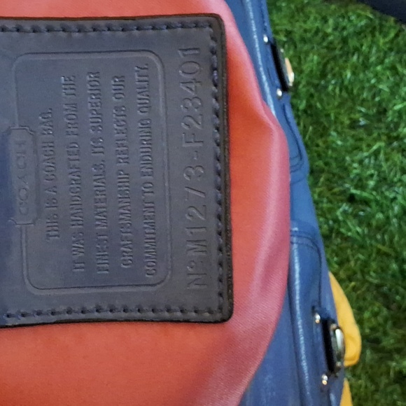 Coach Daisy Poppy Liquid Gloss - Picture 6 of 9